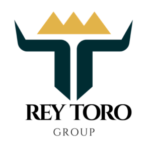 Rey Toro. Personalización de uniforme corporativo, autoservicio, bancario, industrial, restaurantera, gasolinera, alimentaria, médica, logística y automotriz.