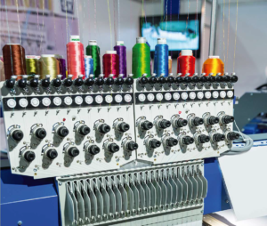 En REY TORO ofrecemos inspiración, comodidad, seguridad y sentido de pertenencia a todos los colaboradores del mundo a través de uniformes y prendas de vestir.